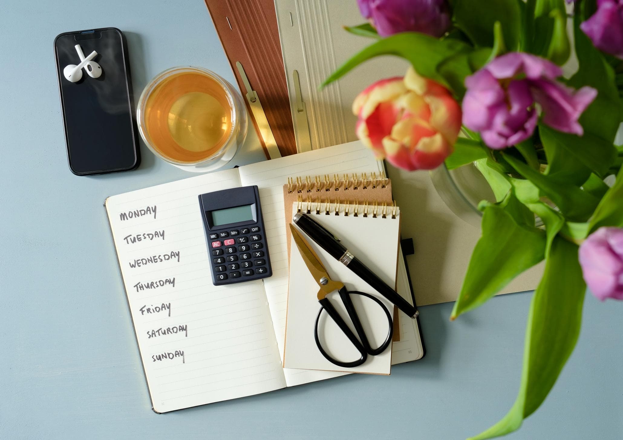 A Simple Weekly Reset Routine for Better Focus article image